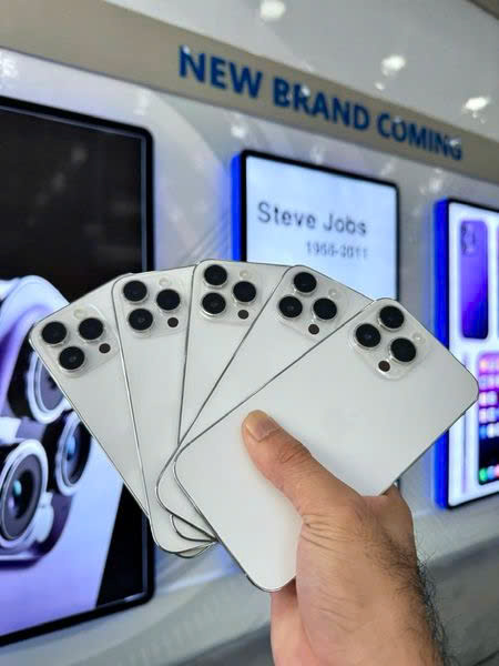 Cửa Hàng Bán iPhone Likenew Tại Bình Dương