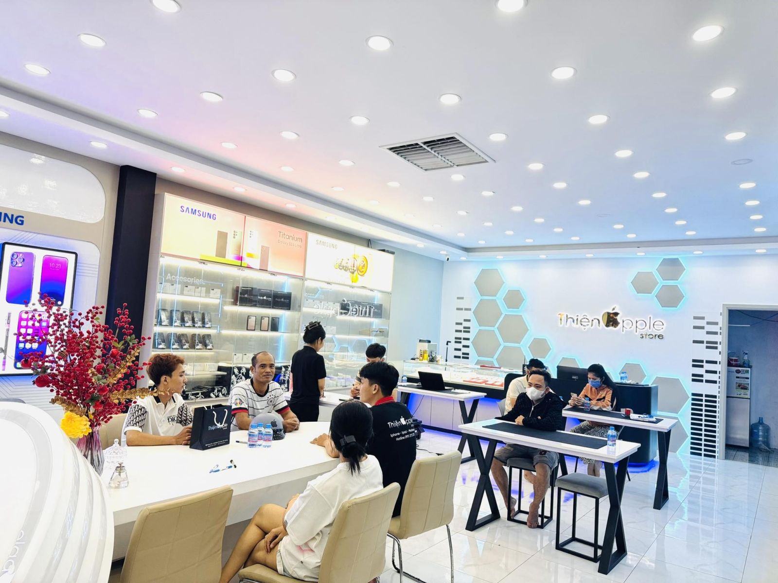 iPhone Bình Dương Thiện Apple Store Bình Dương