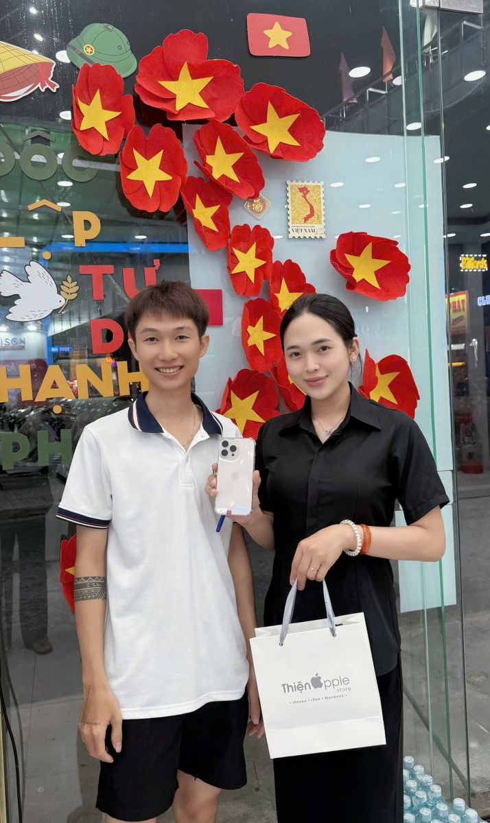 So sánh giá điện thoại trả góp Bình Dương